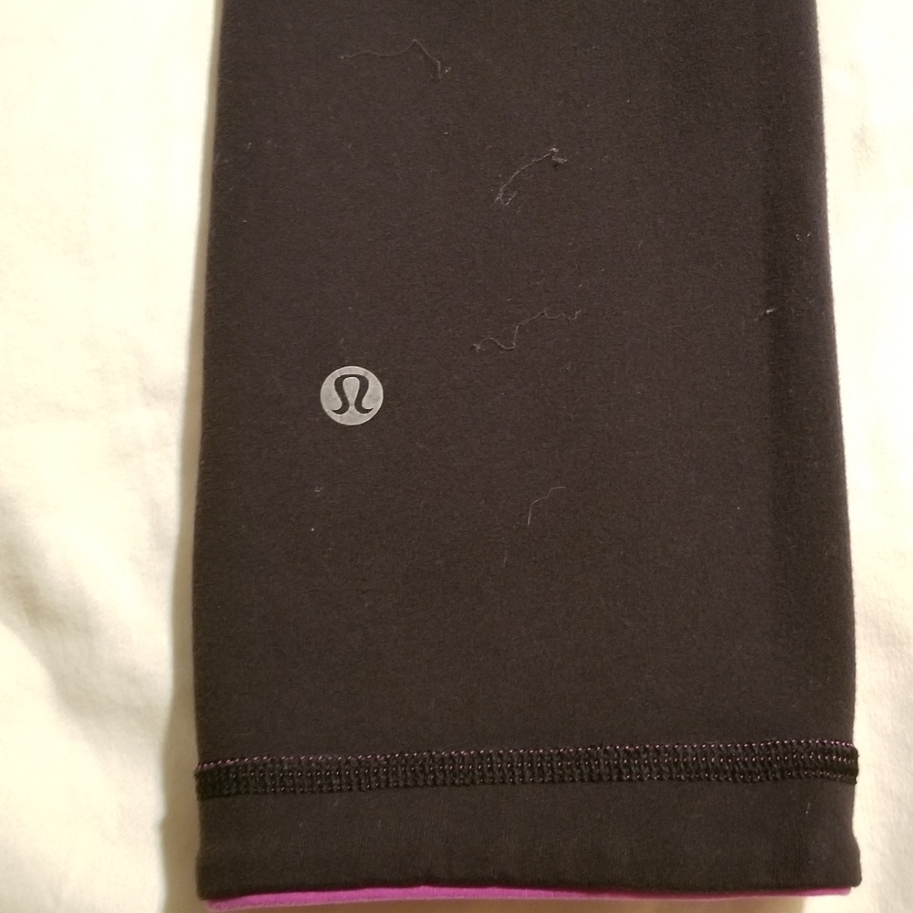 Rare Reversible Legging - Picture 4 of 5